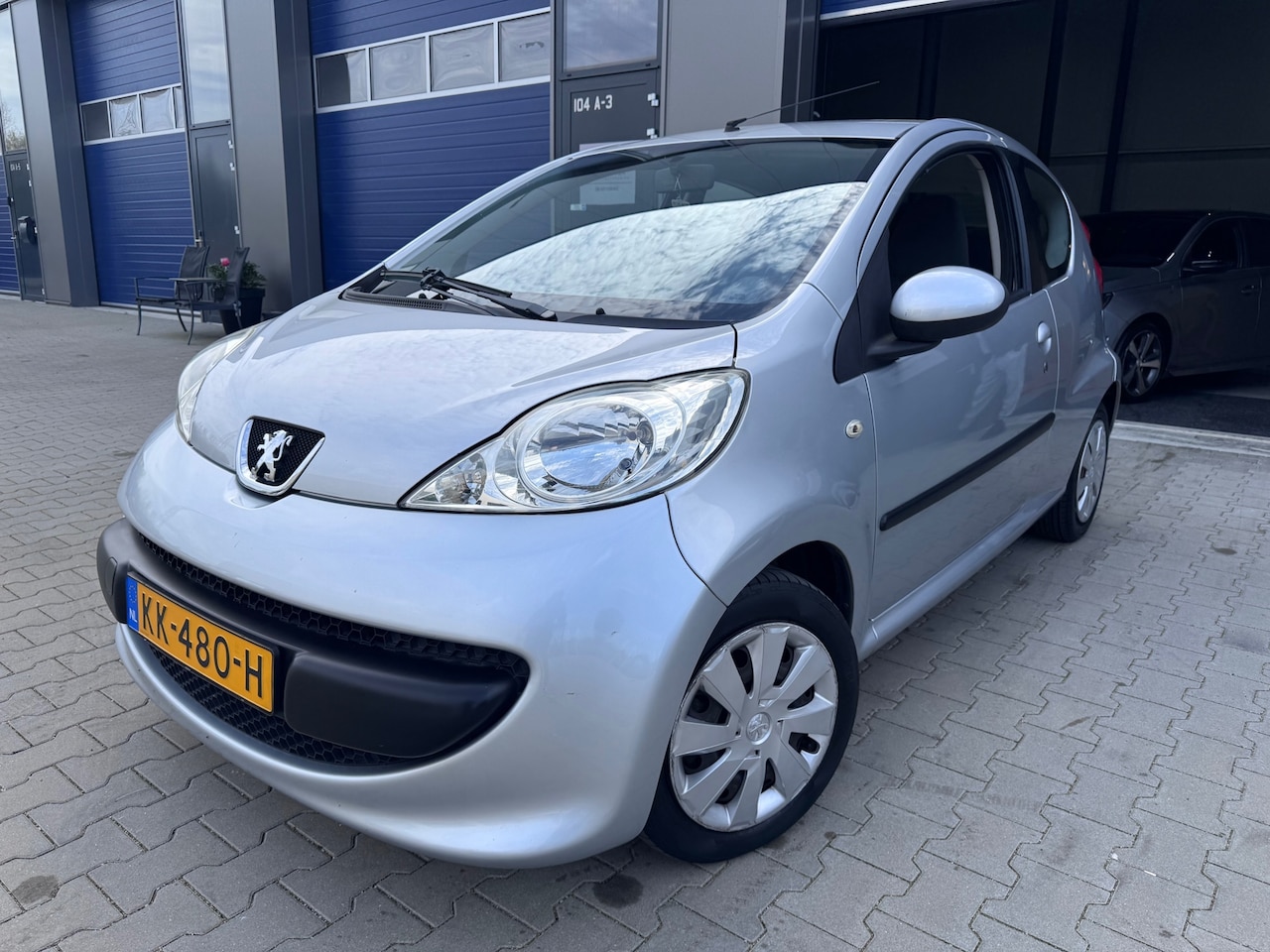 Peugeot 107 - 1.0-12V XR Airco carplay super nette auto!! - AutoWereld.nl