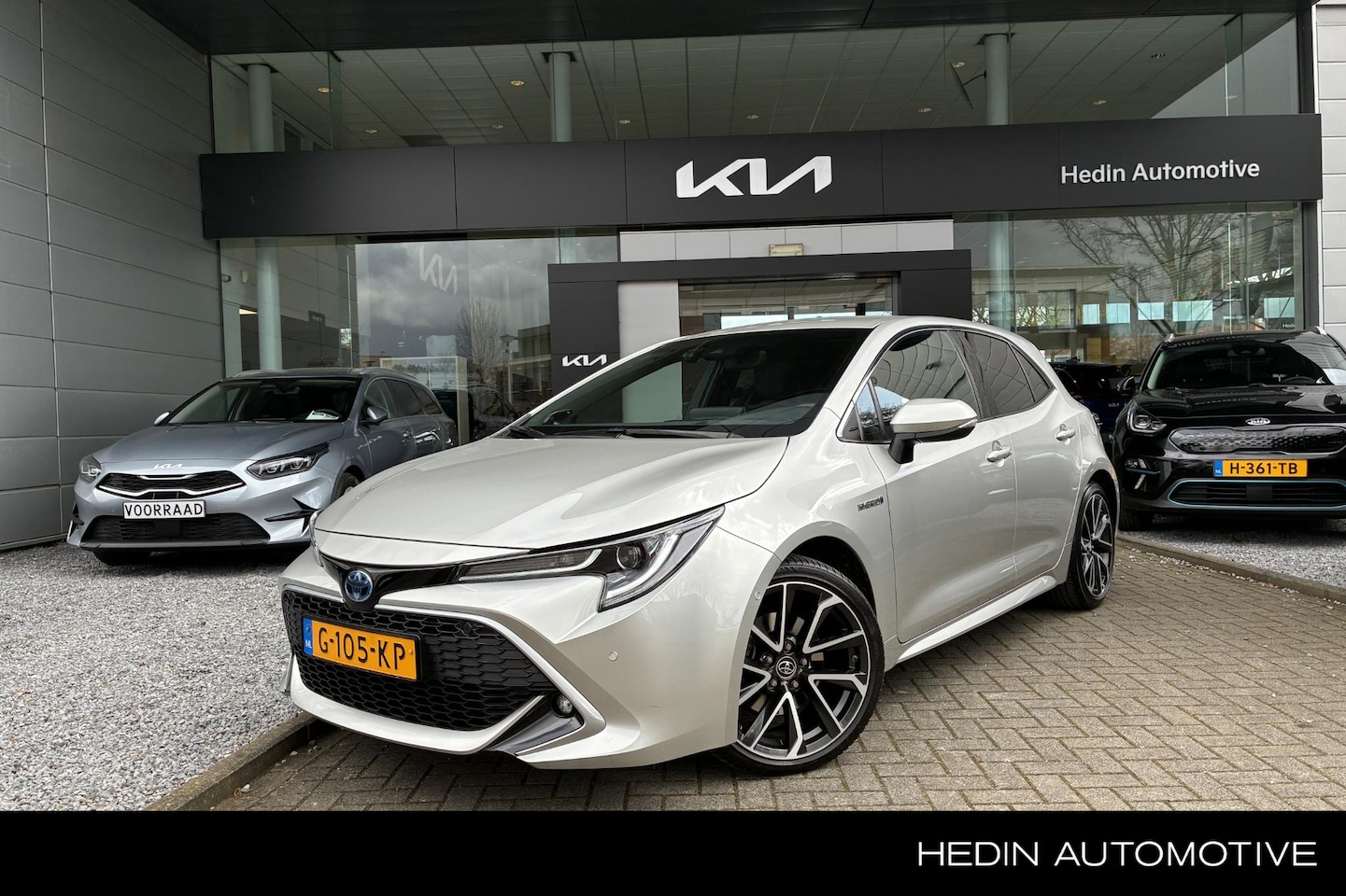 Toyota Corolla - 2.0 Hybrid Executive JBL | Trekhaak | Dodehoekdetectie | Camera | Stoelverwarming | - AutoWereld.nl
