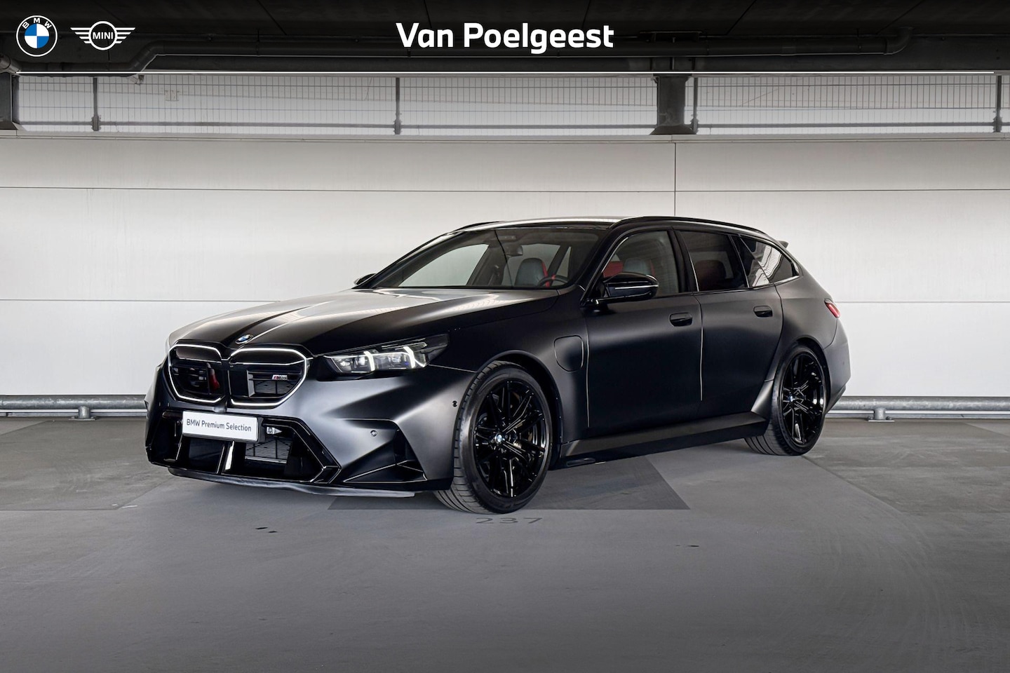 BMW 5-serie Touring - M5 | Keramische remschijven | Trekhaak | M Driver's Pack - AutoWereld.nl