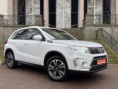Suzuki Vitara - 1.4 Boosterjet Style Smart Hybrid AllGrip Automaat Panorama Navi Leder Xenon Camera Pdc St