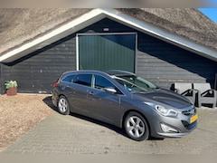Hyundai i40 Wagon - 1.6 GDI Blue Business Edition Airco,Cruisecontrol, Achteruitrijcamera,Touchscreen radio