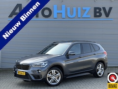 BMW X1 - xDrive20i High Executive Leder Panoramadak Trekhaak 2000 KG Trekgewicht LED Stoelverwarmin