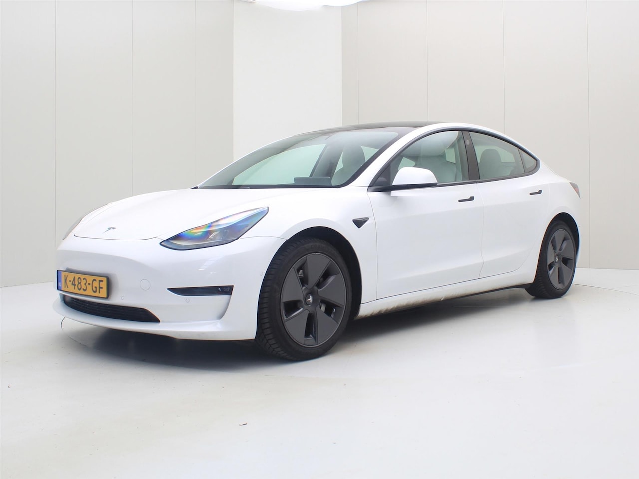 Tesla Model 3 - Long-Range AWD 351pk 75 kWh [ TREKHAAK+WIT LEDER+FACELIFT+WARMTEPOMP+AUTOPILOT+620KM WLTP+ - AutoWereld.nl