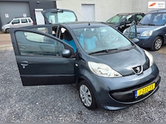 Peugeot 107 - 1.0-12V XR 5 deurs Airco