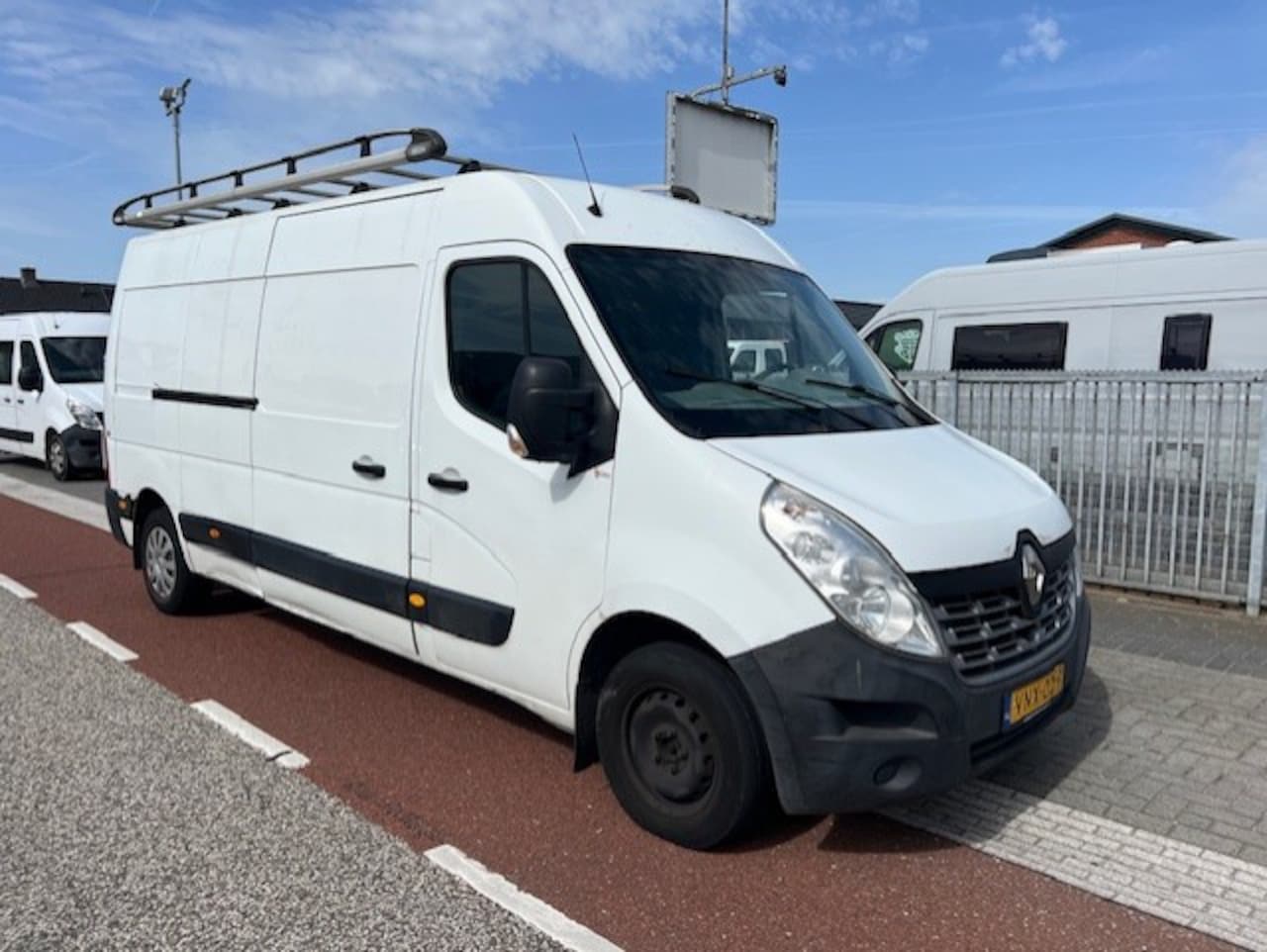 Renault Master - T35 2.3 dCi L3H2 MAXI AIRCO KLIMA EURO6 - AutoWereld.nl