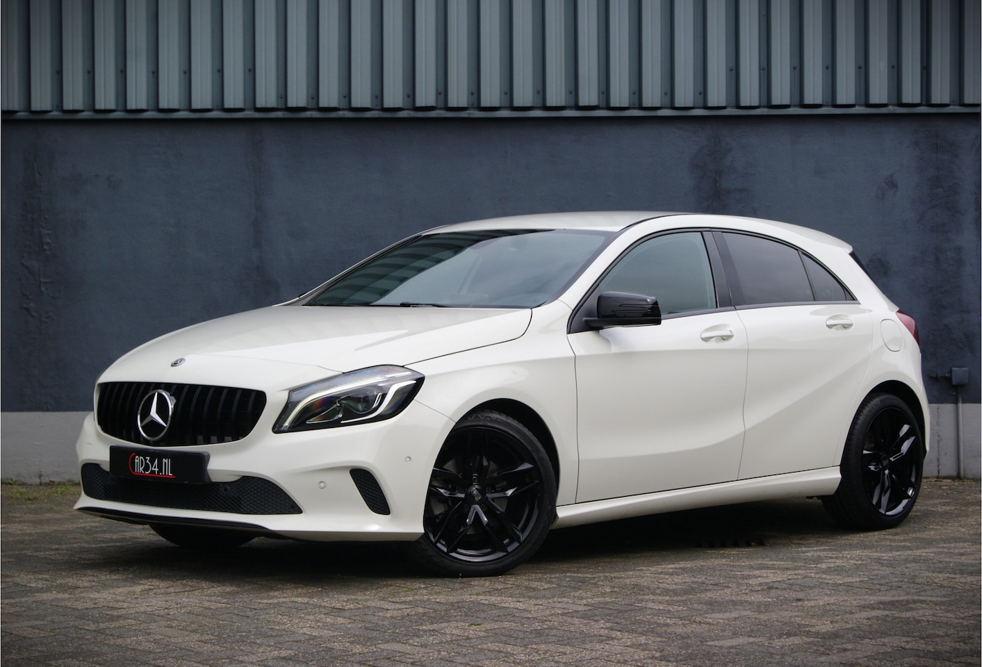 Mercedes-Benz A-klasse - 160 Ambition NL Auto/Navi/LED/PDC - AutoWereld.nl