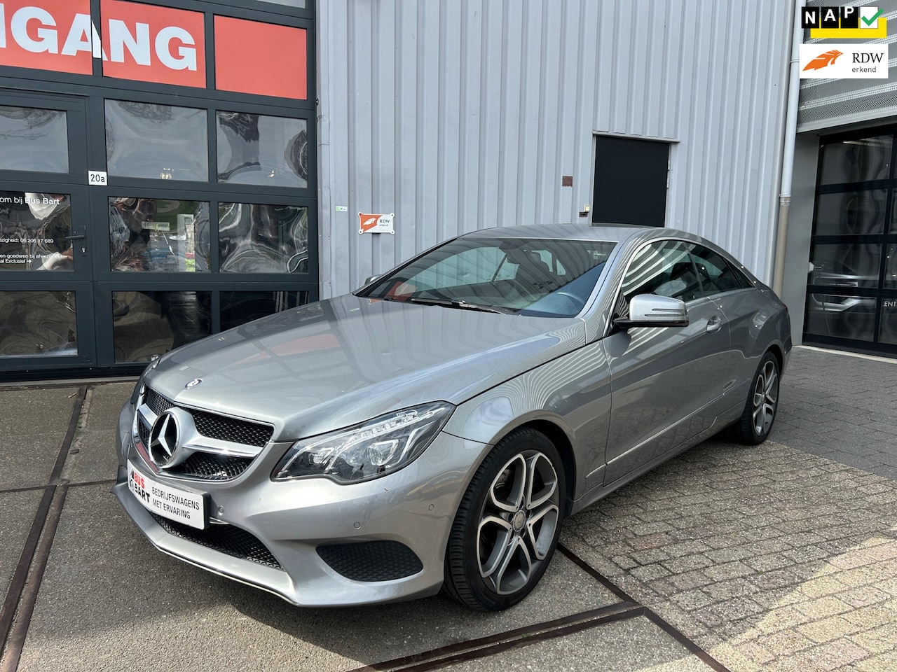 Mercedes-Benz E-klasse Coupé - 200 Ambition 184PK|NL-Auto|Navi|Cruise Control|Bluetooth|Leder - AutoWereld.nl