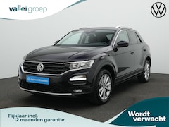 Volkswagen T-Roc - 1.0 TSI 115 pk Style | Trekhaak | Achteruitrijcamera | Adaptive Cruise | Elektrische achte