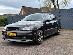 Opel Astra - 1.6-16V Sport Top onderhouden