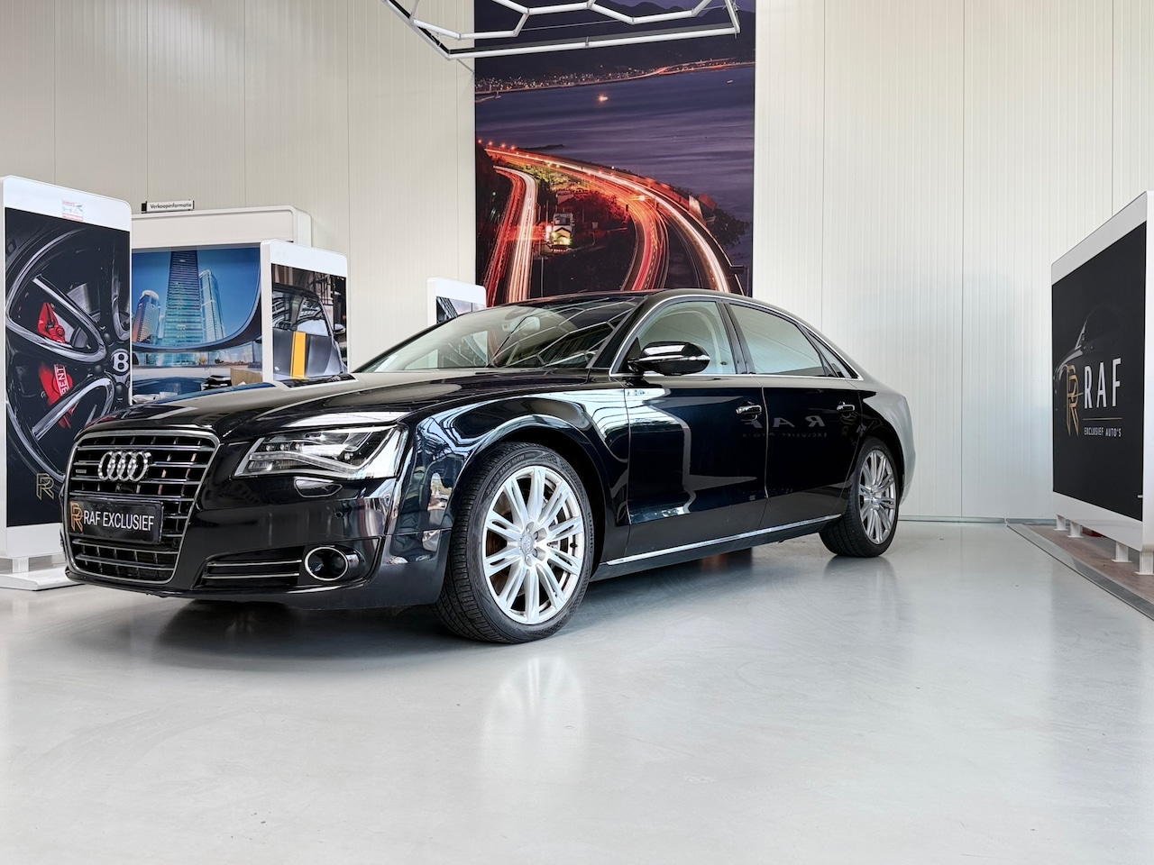 Audi A8 - 4.0 TFSI quattro Lang Pro Line+Automaat,Pano, - AutoWereld.nl