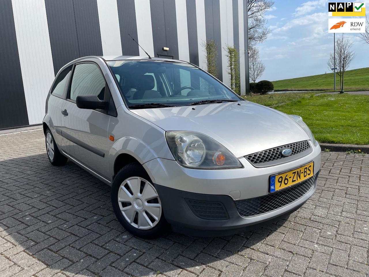 Ford Fiesta - 1.3-8V Cool & Sound Airco-Trekhaak-Elekpakket - AutoWereld.nl