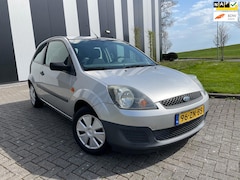 Ford Fiesta - 1.3-8V Cool & Sound Airco-Trekhaak-Elekpakket