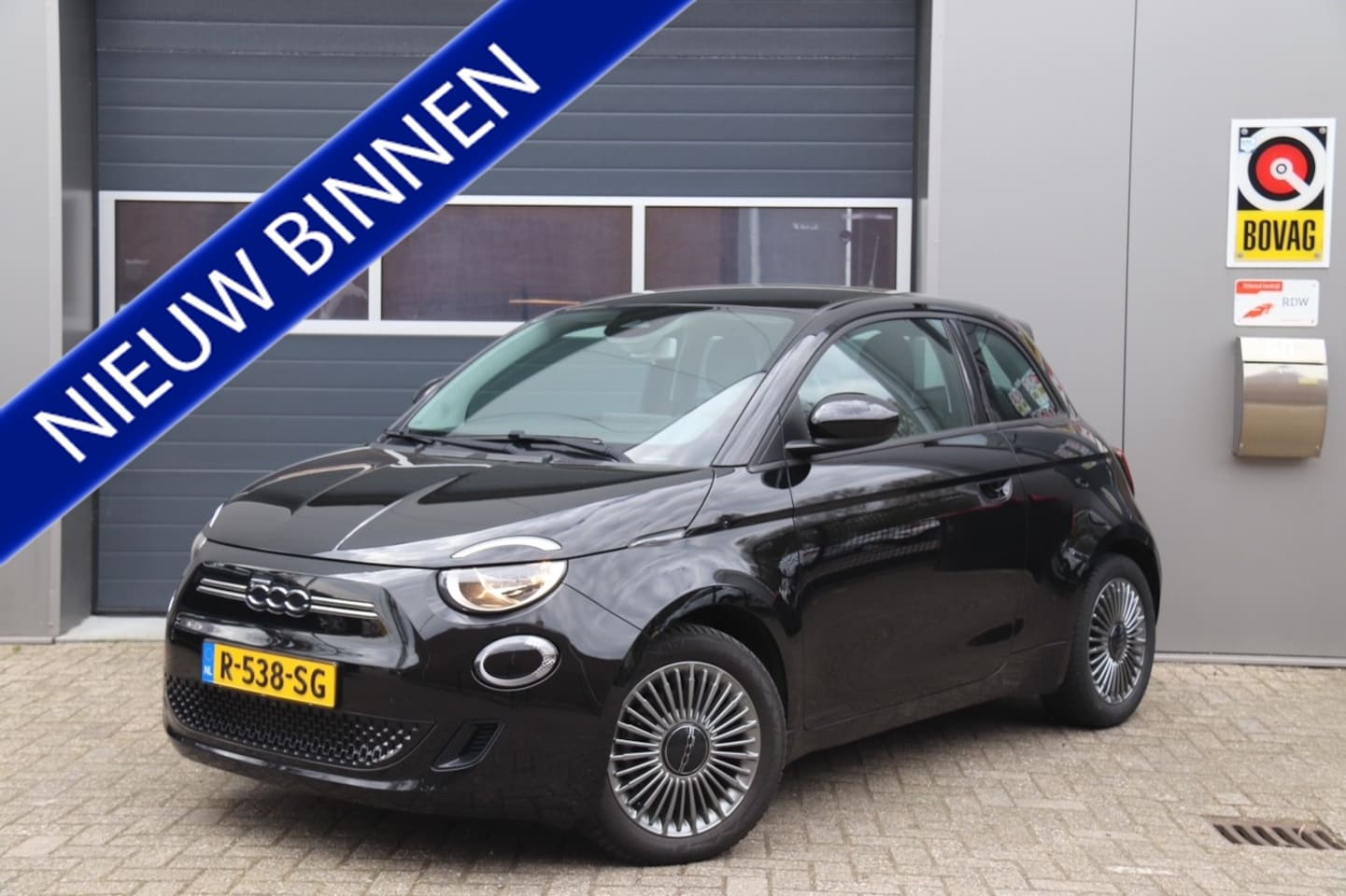 Fiat 500 - 3+1 Passion 42 kWh, Cruise, Navi - AutoWereld.nl