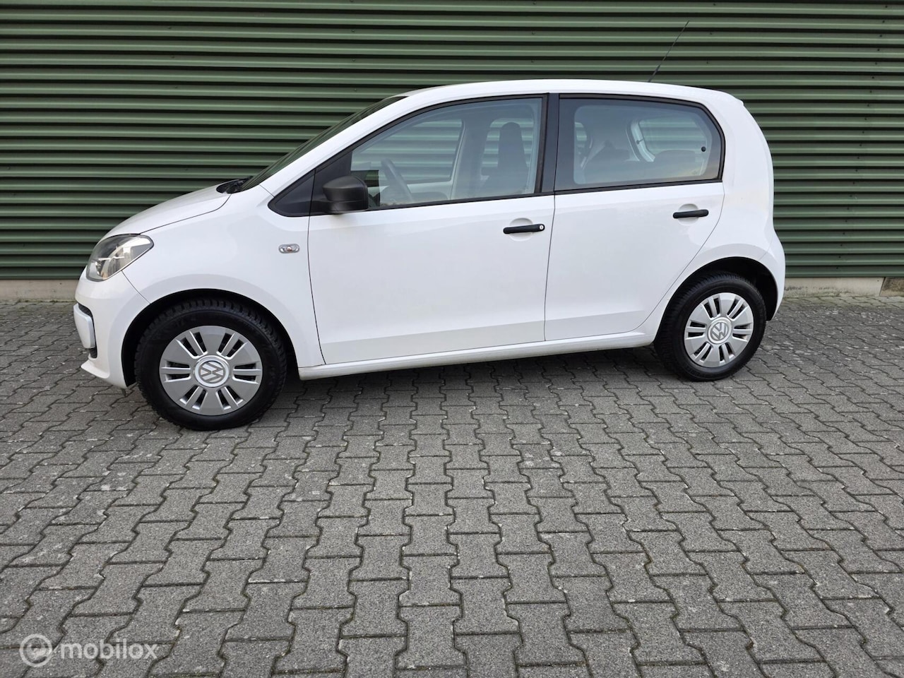 Volkswagen Up! - 1.0 cheer up! BlueMotion|Airco|5-Deurs| - AutoWereld.nl
