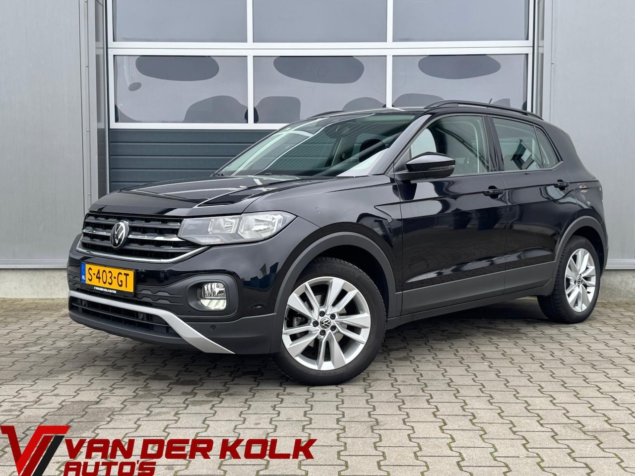 Volkswagen T-Cross - 1.0 TSI Life | Digital Cockpit | LED | Camera | Adaptive Cruise | CarPlay | Navigatie - AutoWereld.nl