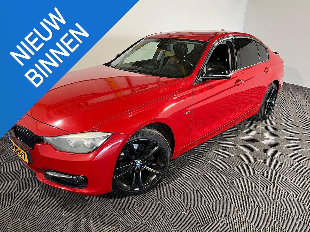 BMW 3-serie - 320i Executive Sedan BMW 3-serie 320i Executive - AutoWereld.nl