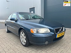 Volvo S60 - 2.4i Drivers Edition AUT CLIMA LEDER PDC