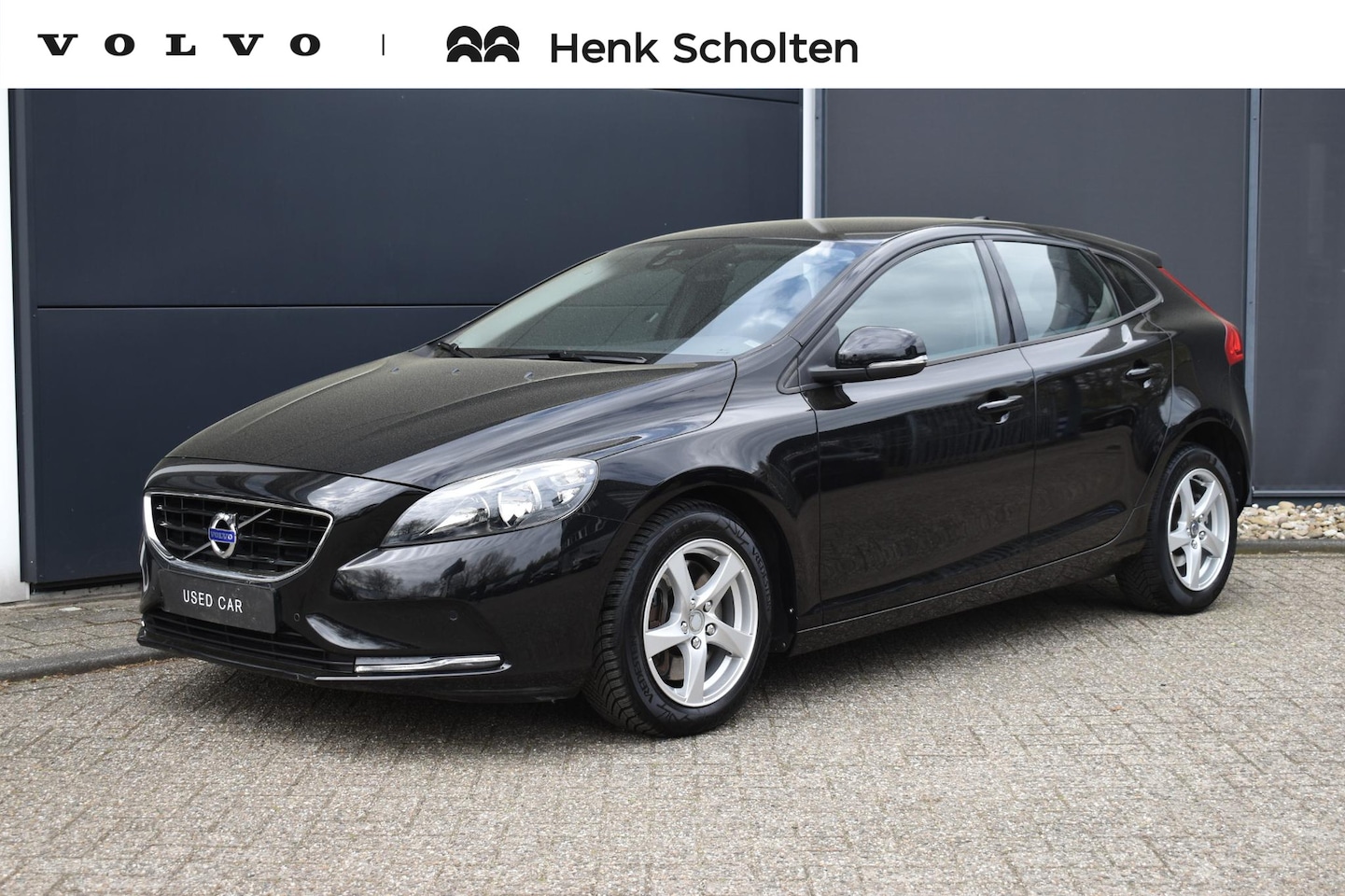 Volvo V40 - T2 Kinetic | Automaat | Stoelverwarming | Navigatiesysteem | Regen sensor | Parkeersensore - AutoWereld.nl