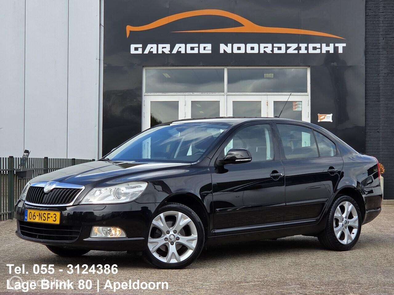 Skoda Octavia - 1.4 TSI Elegance Business Line NAVIGATIE|CRUISE CONTROL|ECC/AIRCO|PDC VOOR & ACHTER|17 INC - AutoWereld.nl