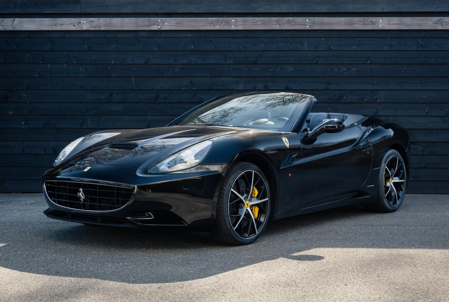 Ferrari California - 4.3 V8 - Daytona seats - Keramisch -  Goed Onderhouden - Stoel Vw. - AutoWereld.nl