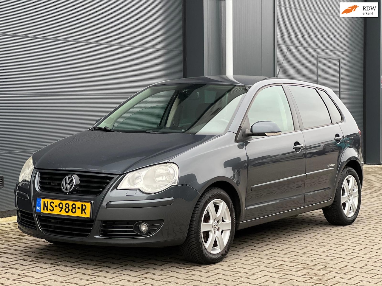 Volkswagen Polo - 1.2 EASYLINE + 5DRS + AIRCO + LMV - AutoWereld.nl