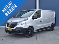 Renault Trafic - 1.6 dCi T27 L1H1 Générique AIRCO / CRUISE CONTROLE / NAVI / TREKHAAK / EURO 6 / MARGE AUTO