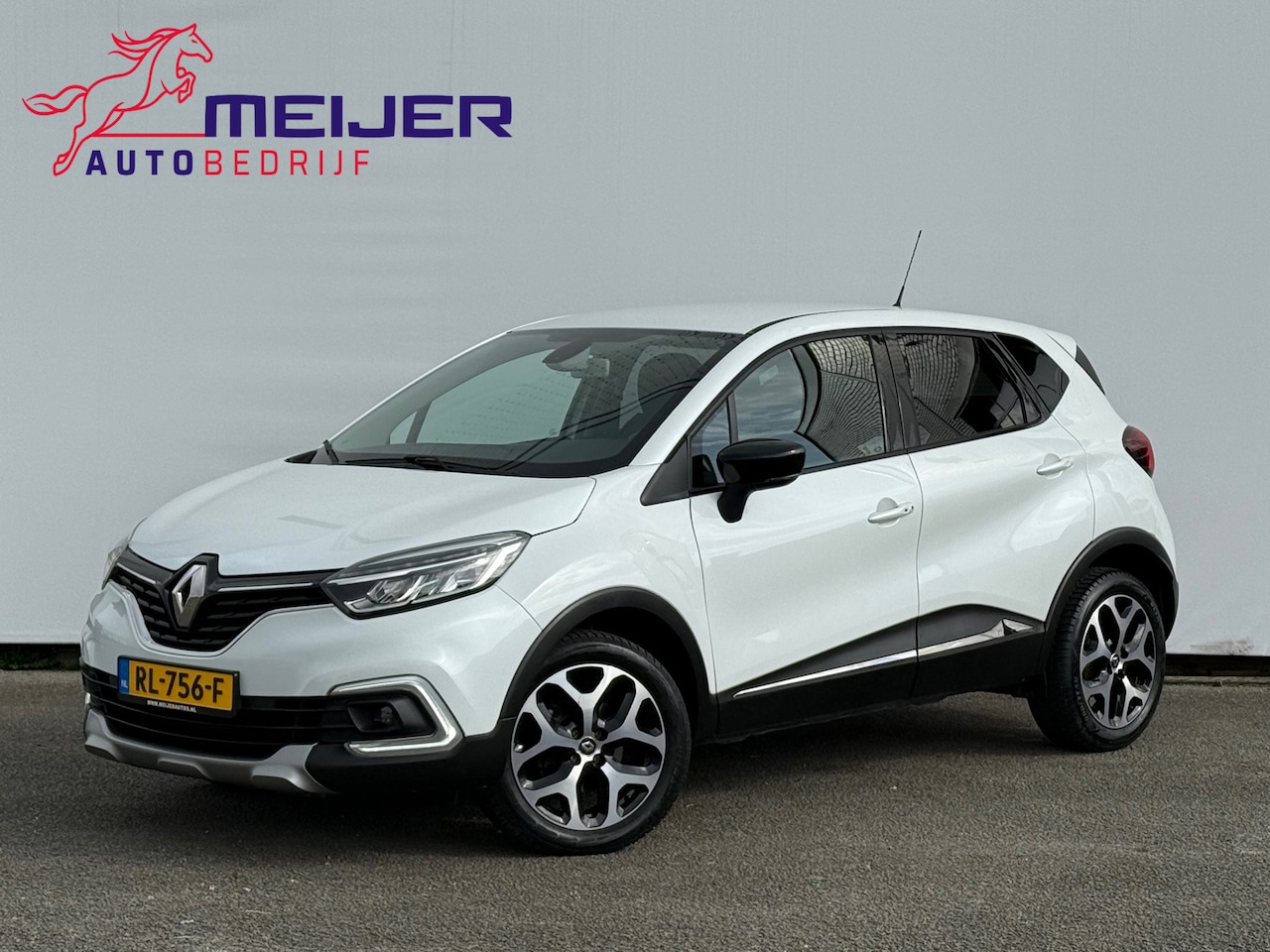 Renault Captur - 1.2 TCe Intens Keyless | LED | Wit Metallic | Navigatie | Cruise | Parkeersensoren | Autom - AutoWereld.nl
