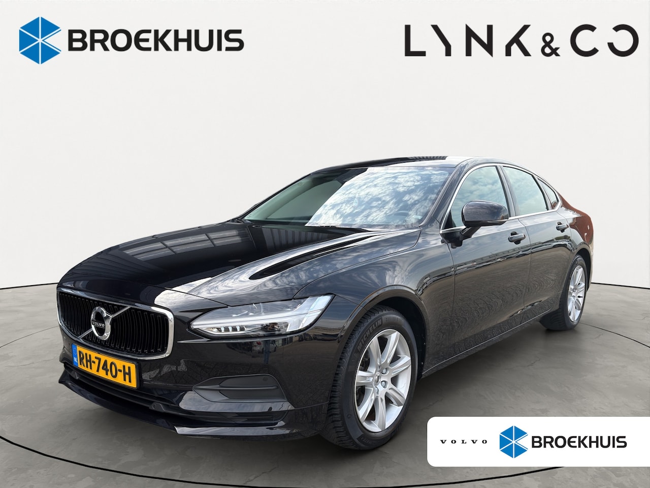 Volvo S90 - D3 Momentum+ | Apple Carplay/Android Auto|telefoonintegratie premium | Audio-navigatie ful - AutoWereld.nl