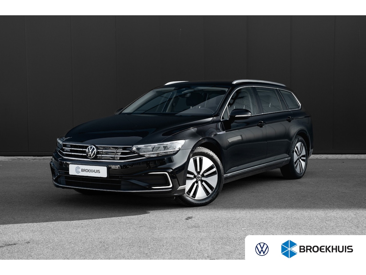 Volkswagen Passat Variant - 1.4 TSI PHEV GTE Business | Trekhaak | Achteruitrijcamera | Adaptive Cruise | - AutoWereld.nl