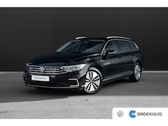Volkswagen Passat Variant - 1.4 TSI PHEV GTE Business | Trekhaak | Achteruitrijcamera | Adaptive Cruise |