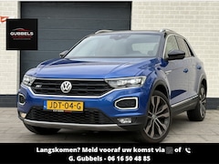 Volkswagen T-Roc - R-Line 2.0 TSI 4Motion / Pano /Virtual /Beats