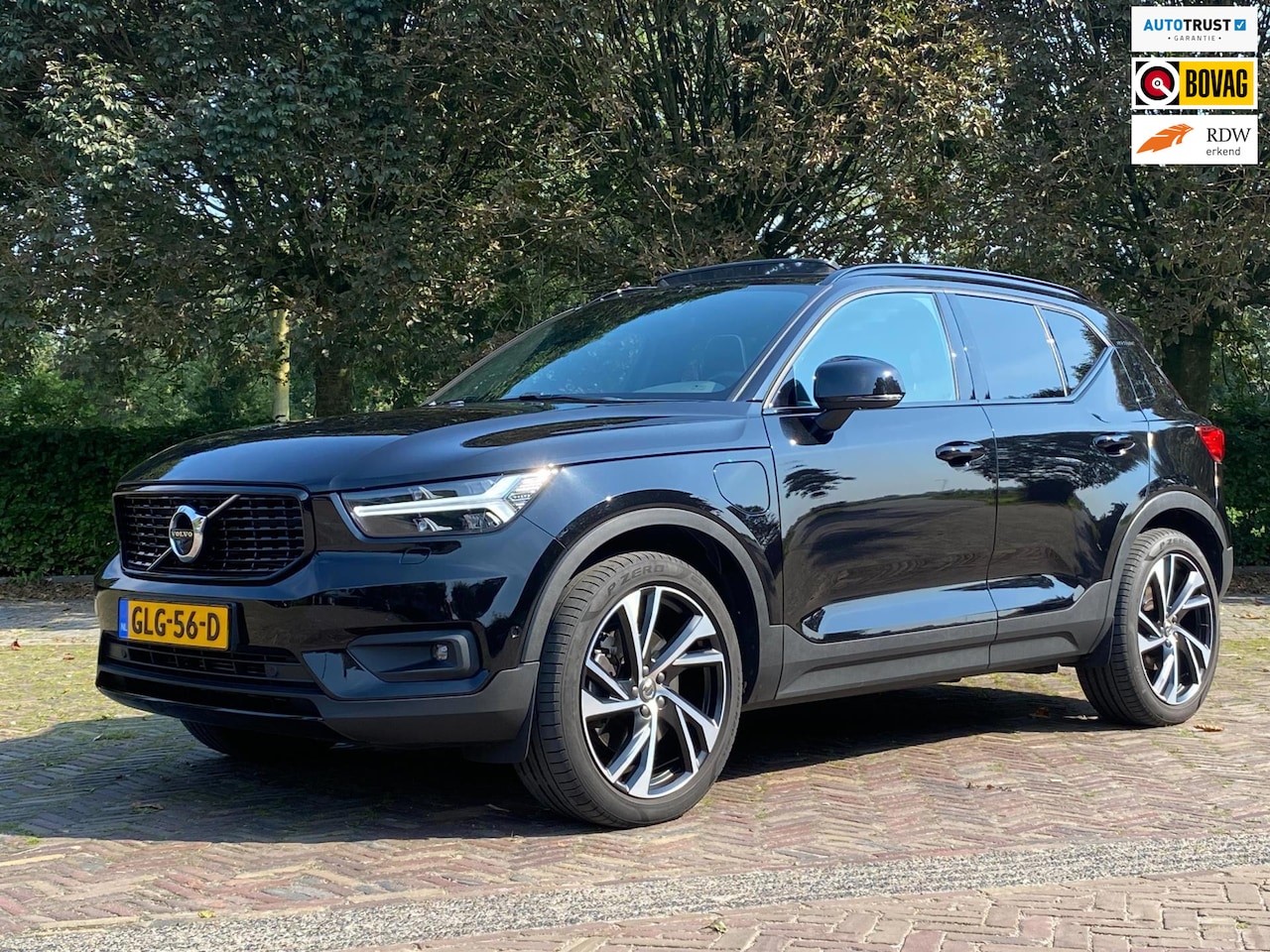 Volvo XC40 - 1.5 T5 Recharge R-Design | H/K | Pano | 360 | Trekhaak | 20" LMV - AutoWereld.nl