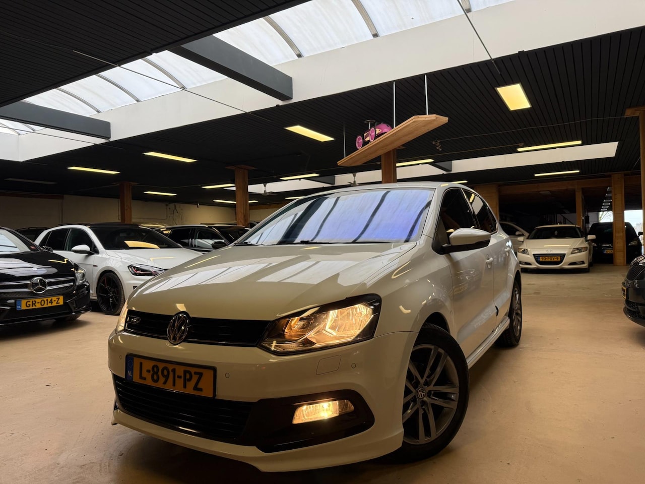 Volkswagen Polo - 1.4 TDI DSG R-Line Comfortline Airco Leder Cruise Control Nwe Apk - AutoWereld.nl