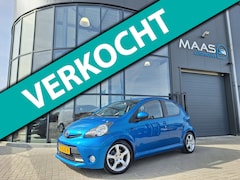 Toyota Aygo - 1.0 VVT-i Aspiration UNIEK NIEUWSTAAT
