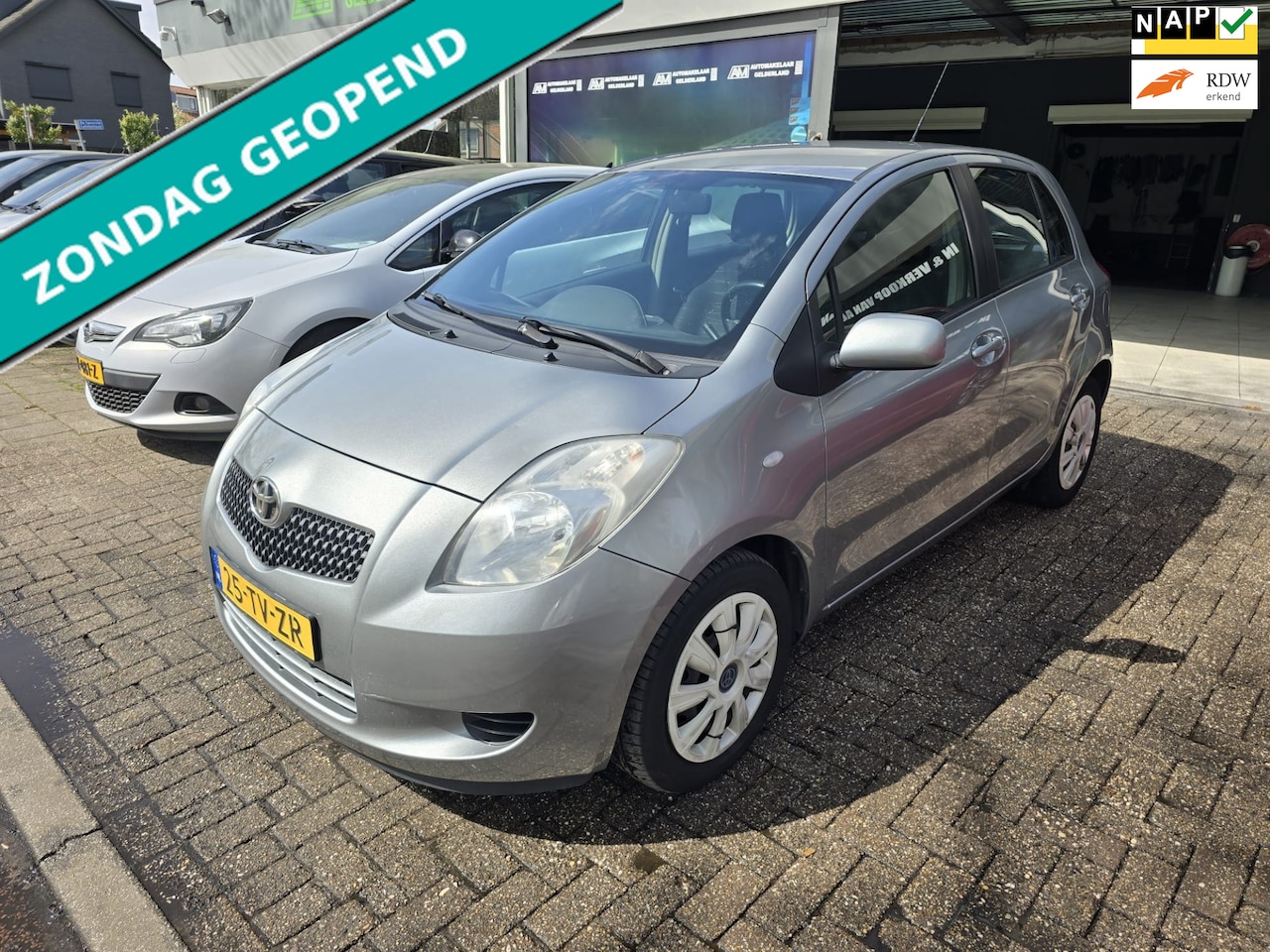 Toyota Yaris - 1.3 VVTi Sol MMT | AUTOMAAT | 12MND GARANTIE | 2E EIGENAAR | AIRCO | ELEC RAMEN | - AutoWereld.nl