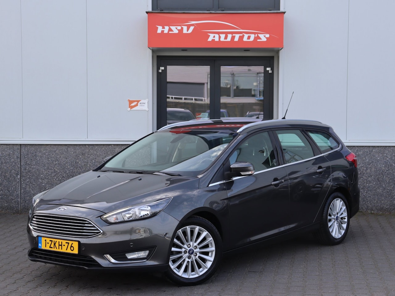 Ford Focus Wagon - 1.0 First Edition navi LM airco org NL - AutoWereld.nl