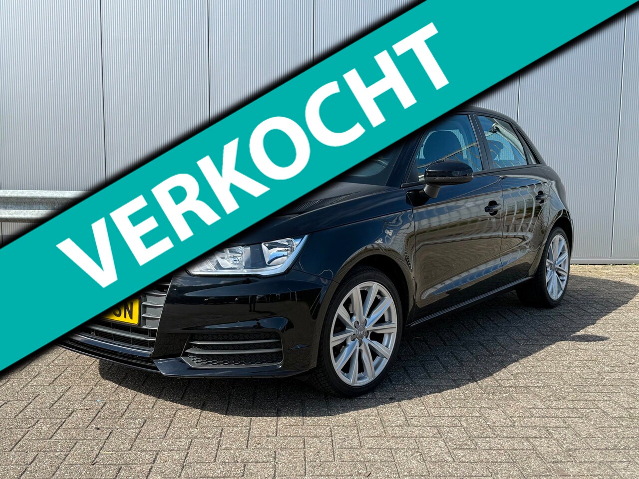 Audi A1 Sportback - 1.0 TFSI Pro Line | Navigatie | Parkeersensoren | Bluetooth | Stoelverwarming | Lichtmetal - AutoWereld.nl