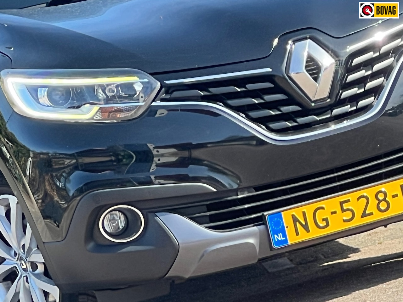 Renault Kadjar - 1.2 TCe Intens - Noir Etoile - Carplay/Clima/Cruise - Chique - AutoWereld.nl