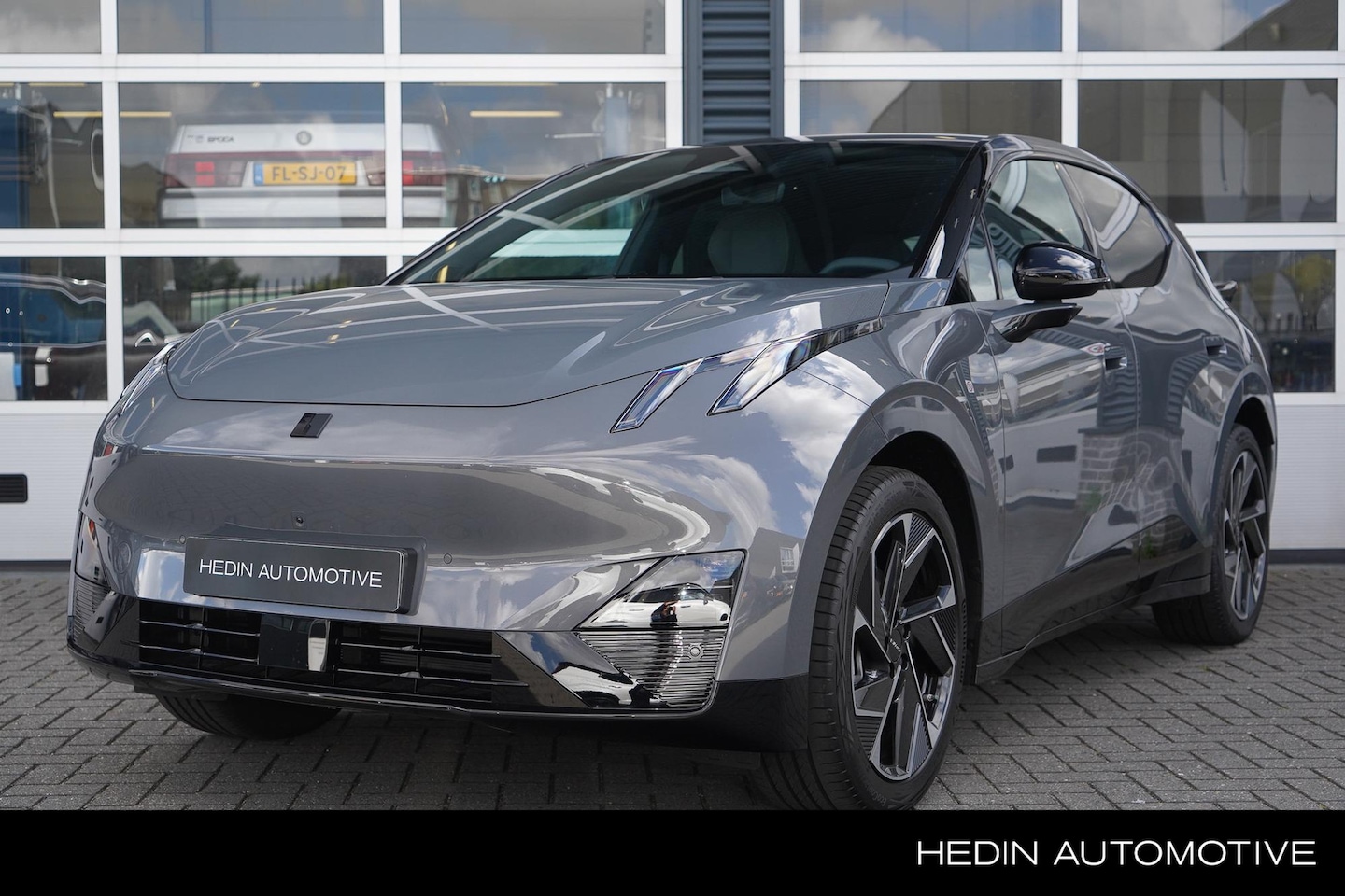 Lynk & Co 02 - More 66 kWh Nieuw te bestellen (Leverbaar in diverse kleuren!) - AutoWereld.nl