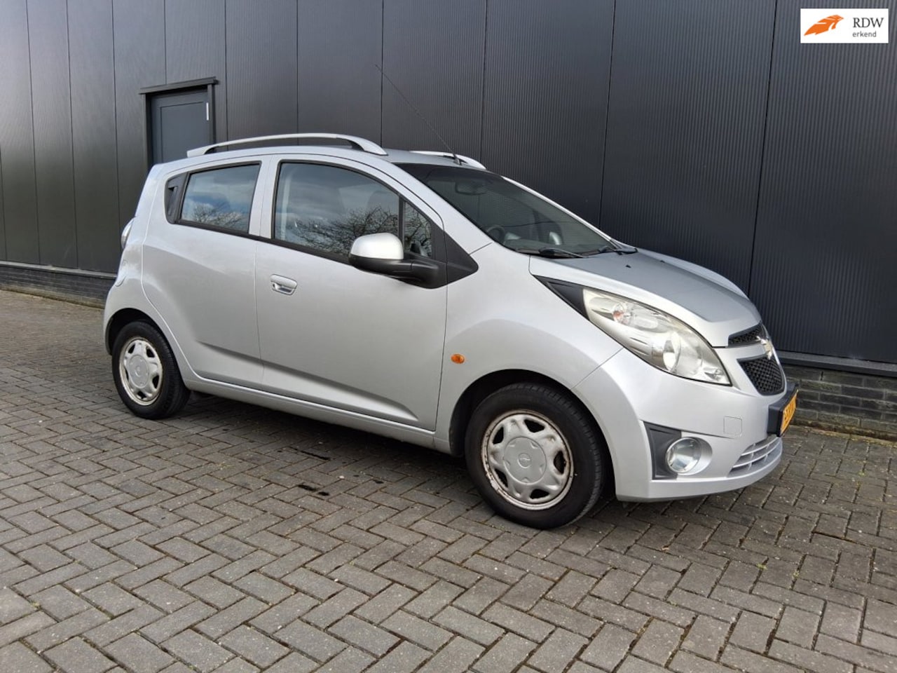 Chevrolet Spark - 1.0 16V LS / apk 29-3-2027 / 126483 k.m. - AutoWereld.nl