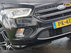 Ford Kuga - 1.5 EcoBoost 150pk ST Line - Shadow Black - Winterpakket/Camera/19''