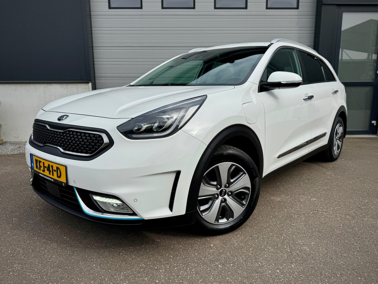 Kia Niro - 1.6 GDi PHEV DynamicPlusLine / Leder / Apple Carplay / Android Auto - AutoWereld.nl