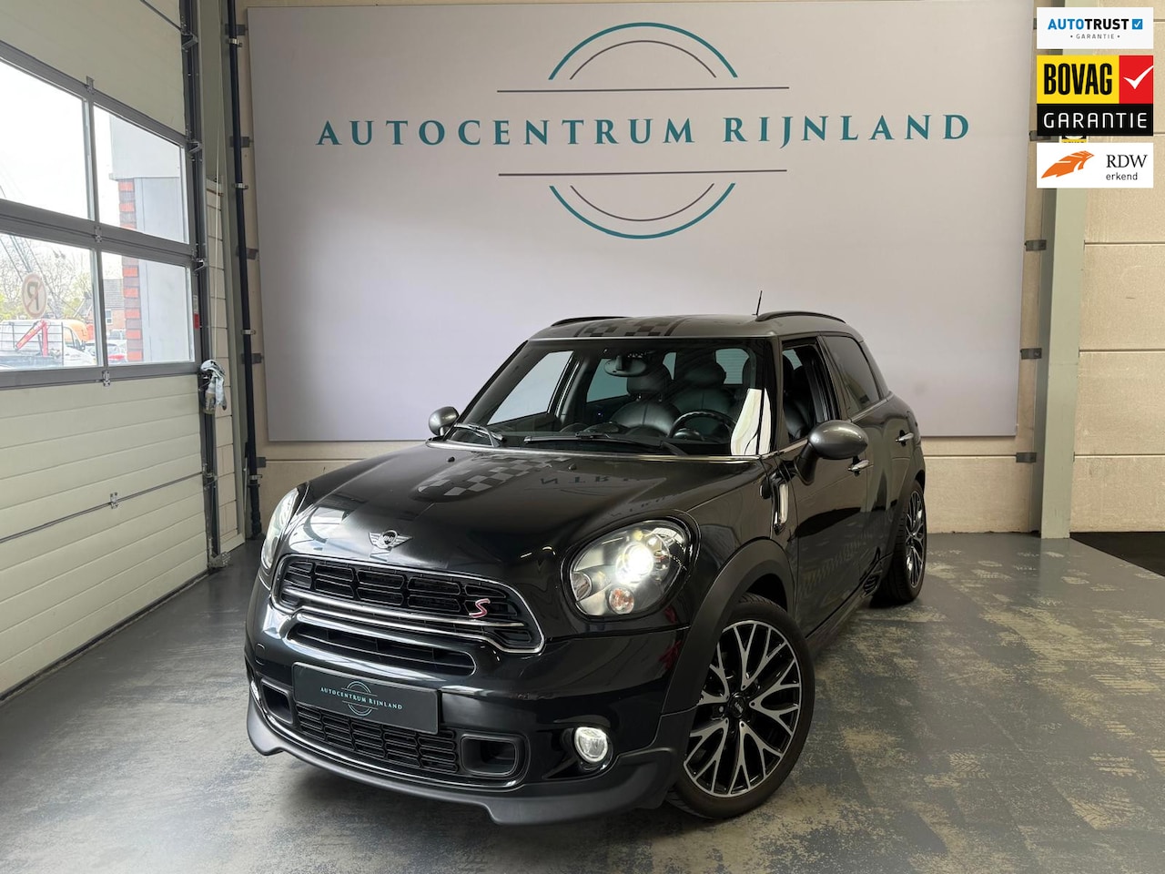 MINI Countryman - Mini 1.6 Cooper S ALL4 Chili John Cooper Works Automaat, Leer, Navi - AutoWereld.nl
