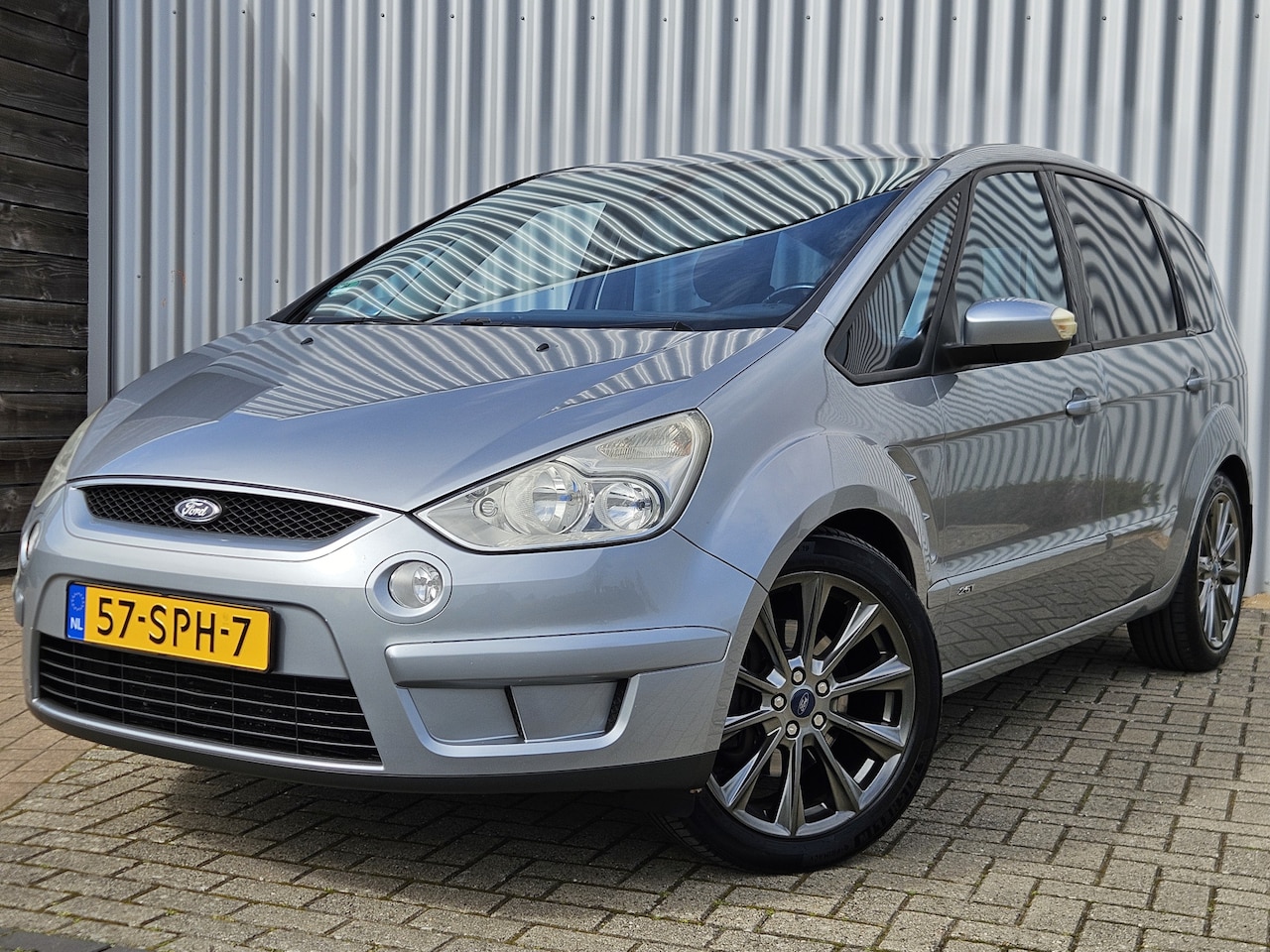 Ford S-Max - 2.5-20V Turbo /Dealer Onderhouden/7Persoons/220pk! - AutoWereld.nl