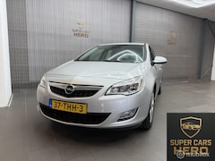 Opel Astra - 1.4 Turbo Edition
