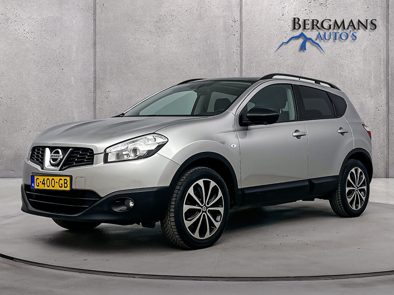 Nissan Qashqai - - 1.6 Connect Edition // TREKHAAK // NAVI // PANORAMADAK // - AutoWereld.nl