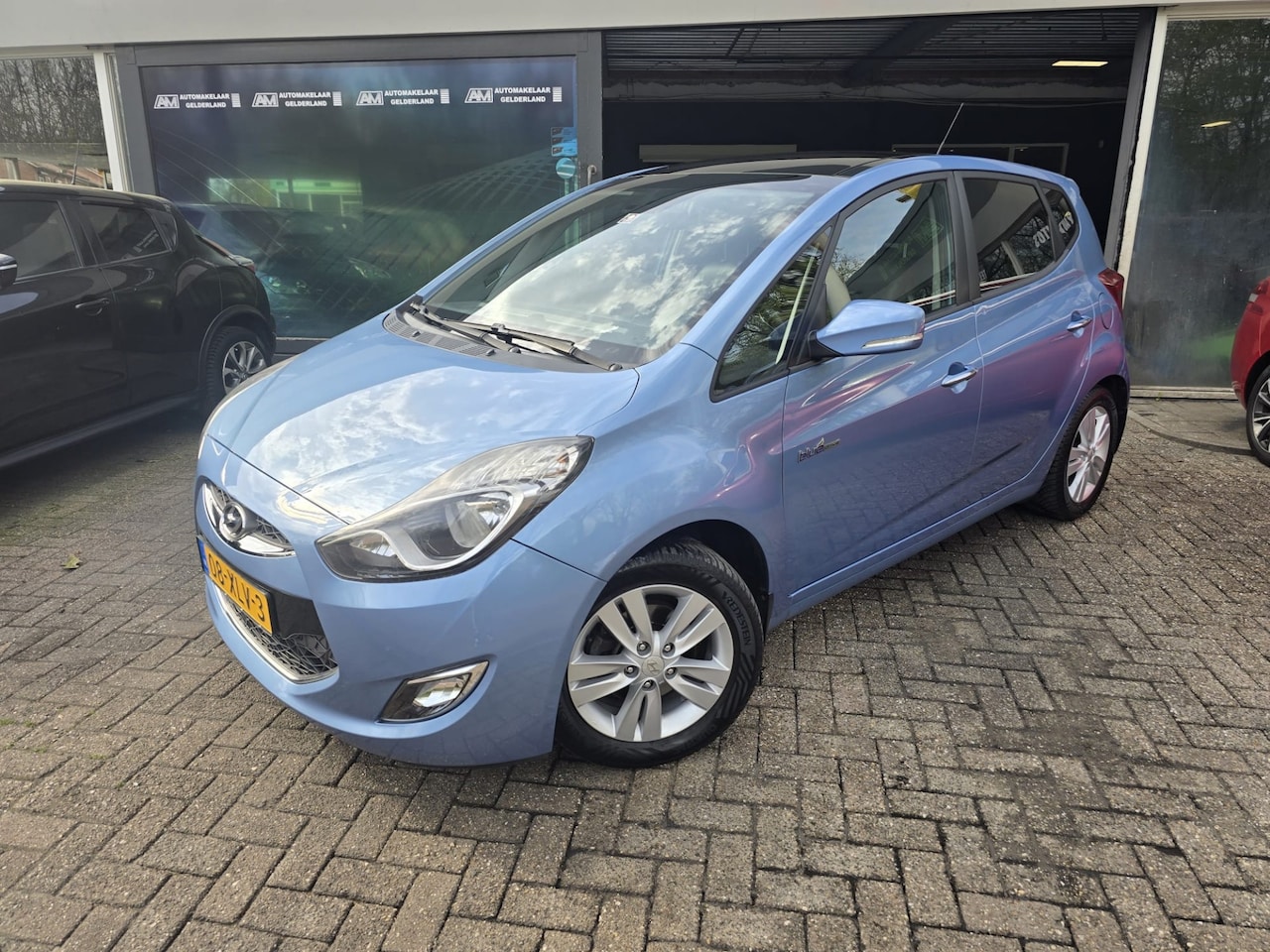Hyundai ix20 - 1.4i i-Catcher | 12MND GARANTIE | CAMERA | NAVI | PANO | LEER | LMV | - AutoWereld.nl