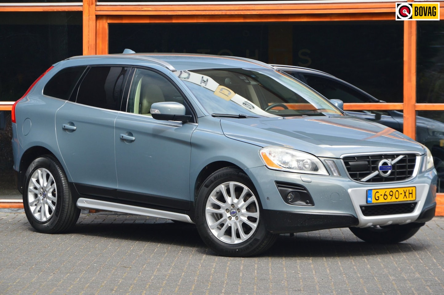 Volvo XC60 - 3.0 T6 AWD Summum | Dealer Onderhouden | Adaptive Cruise | Trekhaak | Stoelverwarming | Ke - AutoWereld.nl