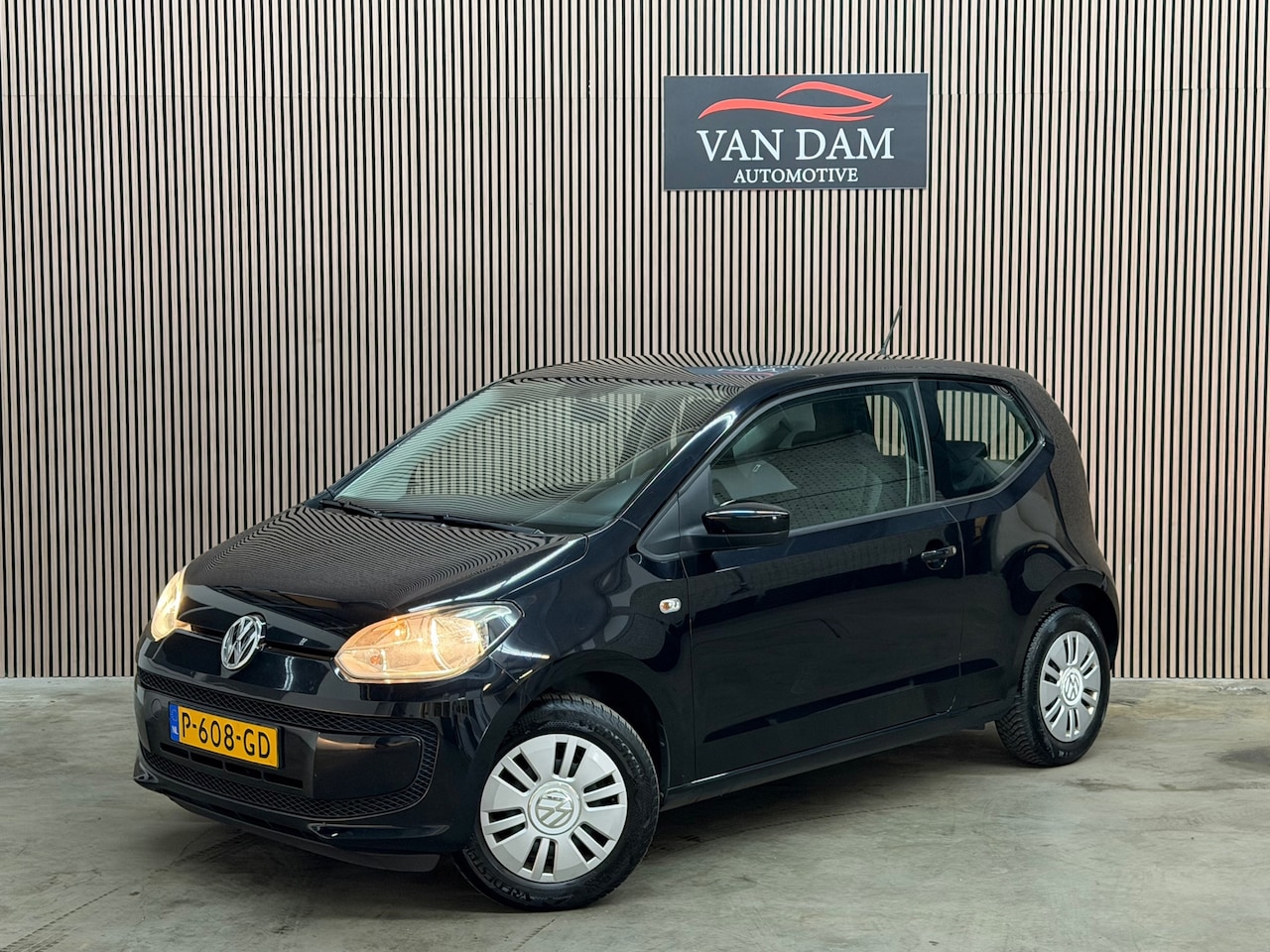 Volkswagen Up! - 1.0 move up! 2013 AIRCO ELEK-RAMEN *ZUINIG* - AutoWereld.nl