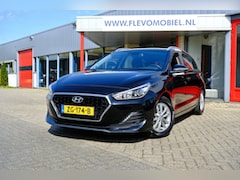 Hyundai i30 Wagon - 1.4 T-GDI Comfort Navi|Clima|Carplay|DAB|Trekhaak